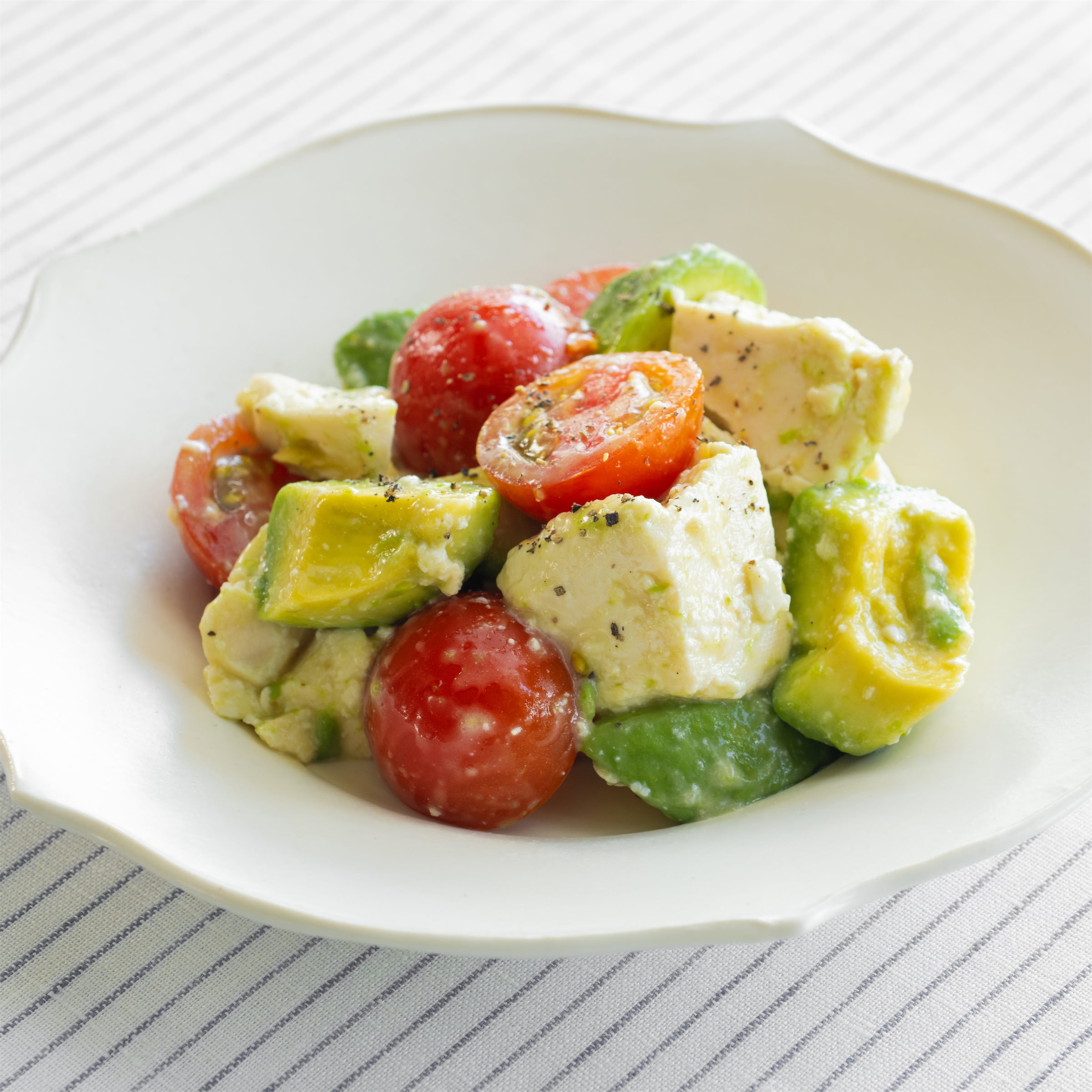 レース前におすすめ！まるでモッツァレラ？な豆腐サラダ