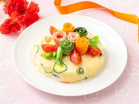 ポテトサラダのデコレーションケーキ