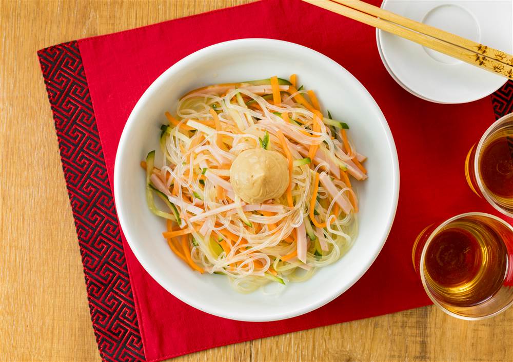 写真：麻辣マヨ春雨サラダ