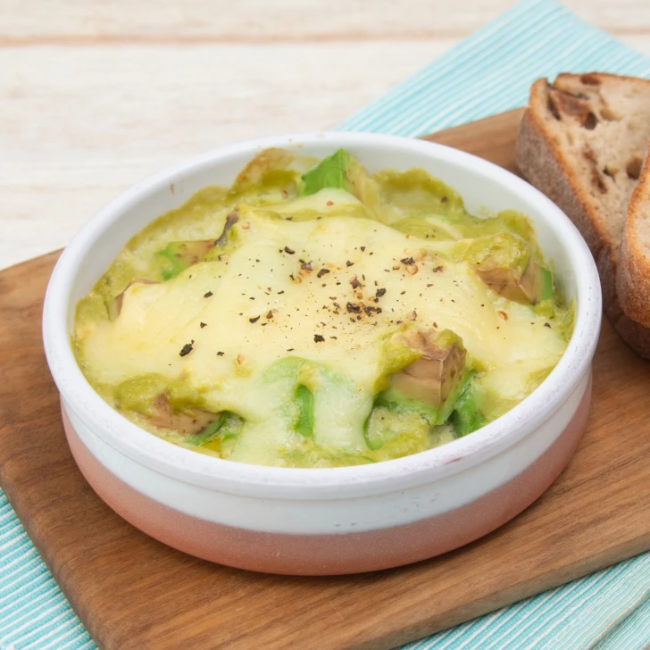 アボカドココットグラタン