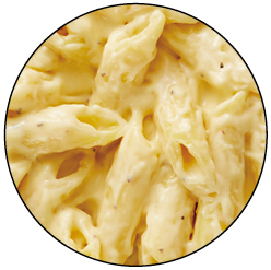 ３種チーズのカルボナーラパスタサラダ（ペンネ）