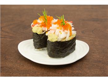 とびことアボカドソースのこぼれ軍艦