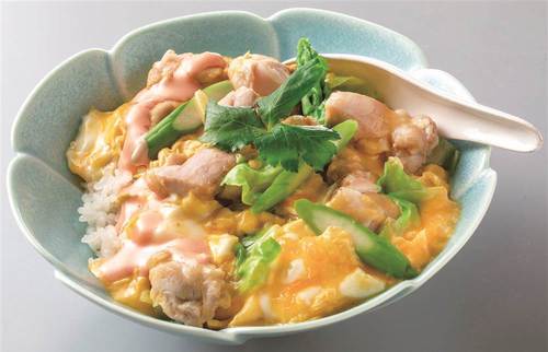 春野菜の親子丼 明太子ドレ仕立て