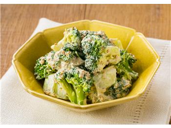 ブロッコリーごまマヨ和えサラダ