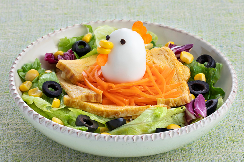 Chicken and egg protein-packed salad